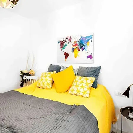 Apartment Amazing Three With Balcony *